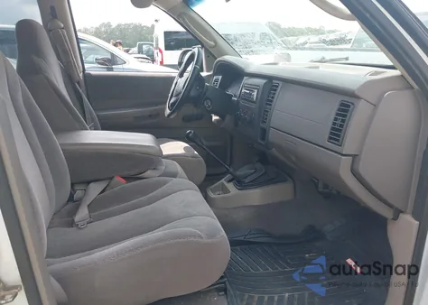 2003 Dodge Dakota Sport/Sxt from USA, damaged, VIN 1D7HL38X63S226121